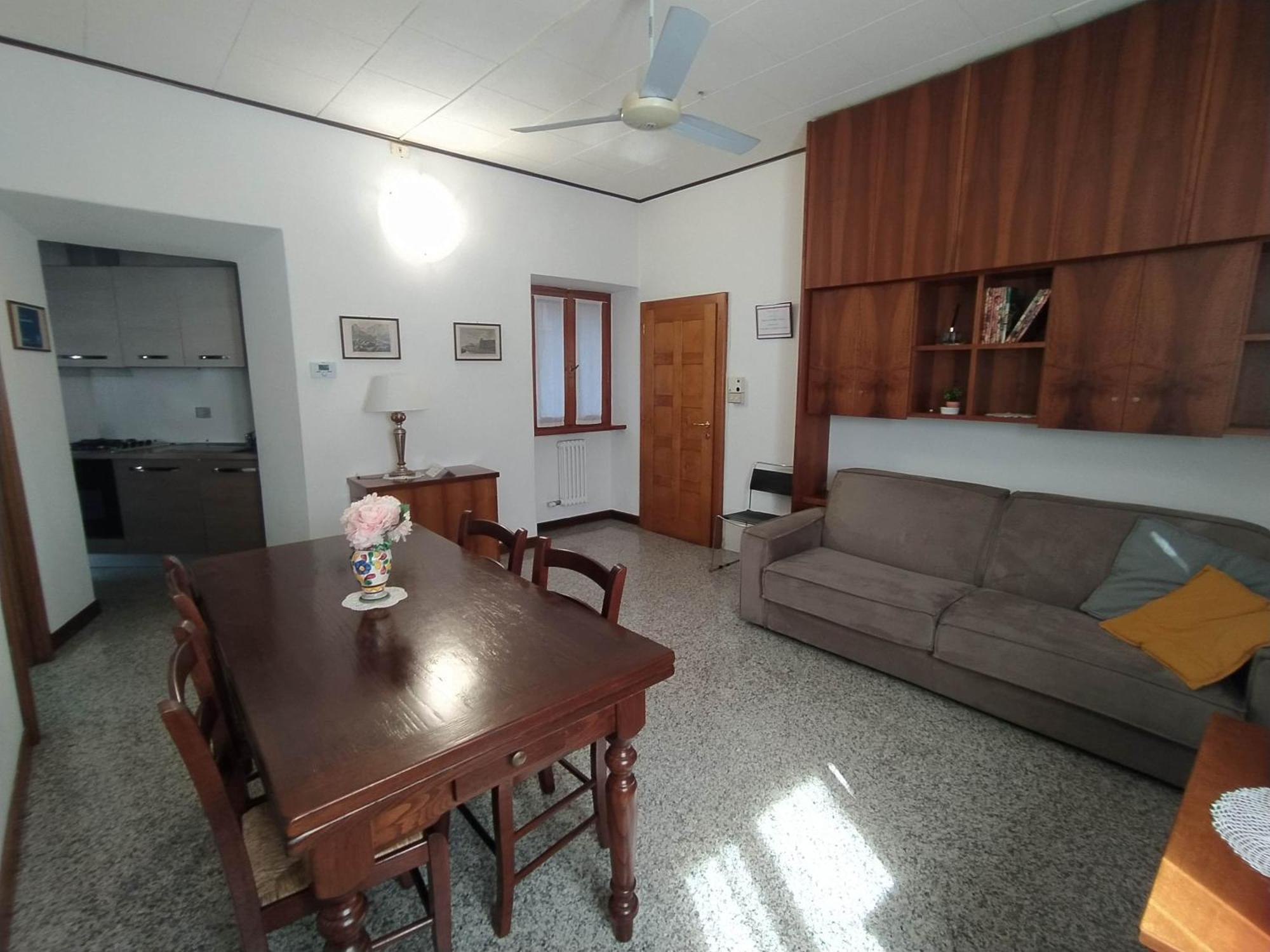 Il Giardino Dei Fiori Apartment Мандельо дел Ларио Екстериор снимка